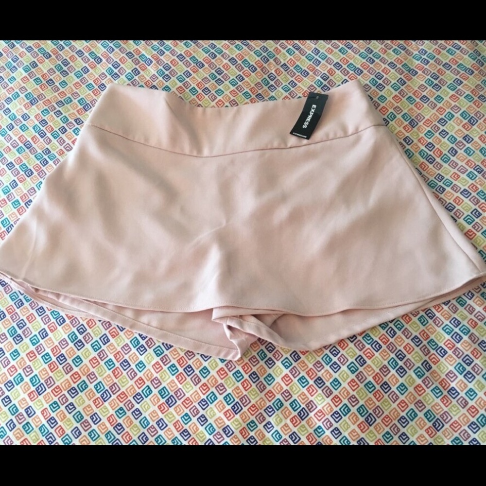 New pink skirt short- size small